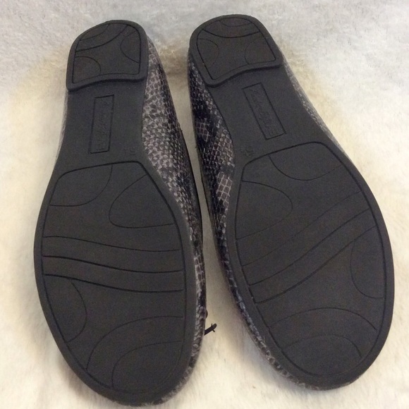 AE Snakeskin print round toe ballet flats w bow - Picture 2 of 4